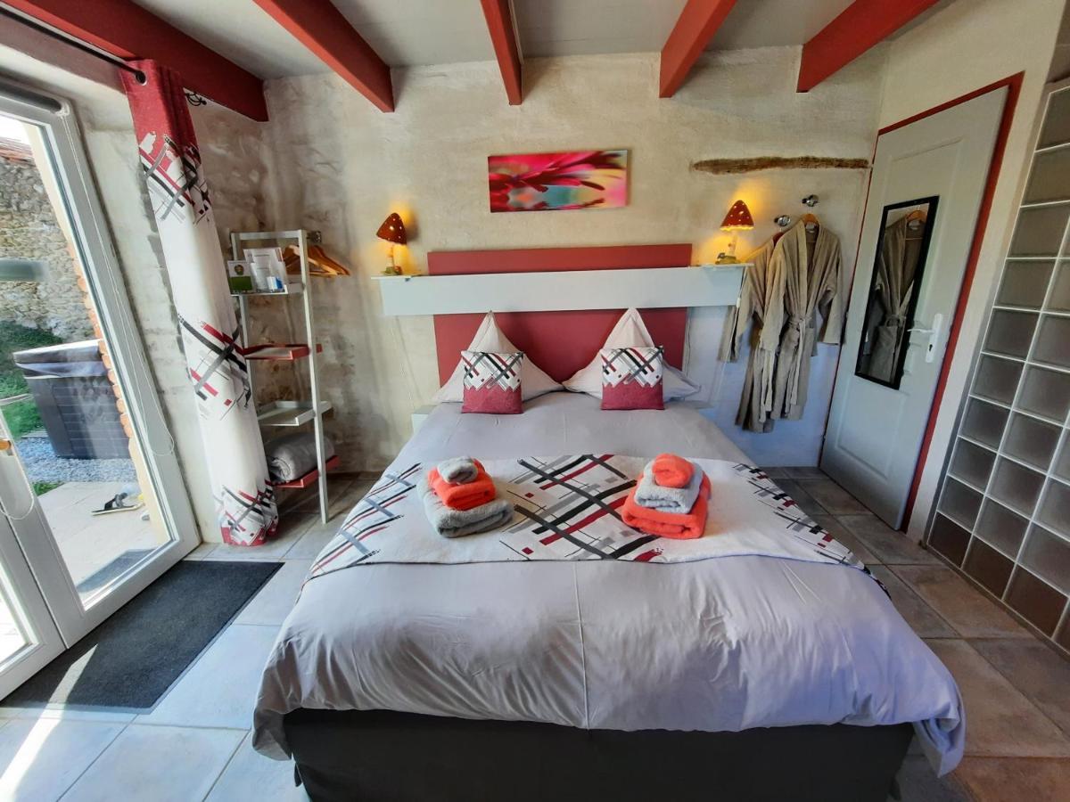Saint-Barthélemy-de-Vals 레샤페 트레무상트 B&B 외부 사진