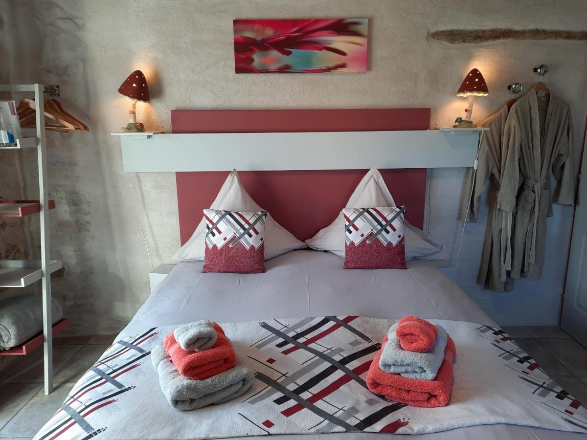 Saint-Barthélemy-de-Vals 레샤페 트레무상트 B&B 외부 사진